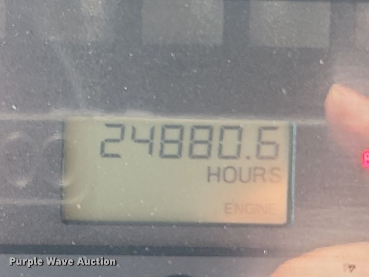 image for item OK9604 2007 Freightliner Business Class M2  crane truck