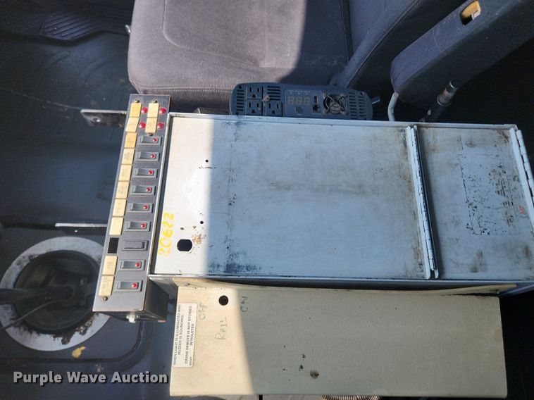 image for item OK9604 2007 Freightliner Business Class M2  crane truck