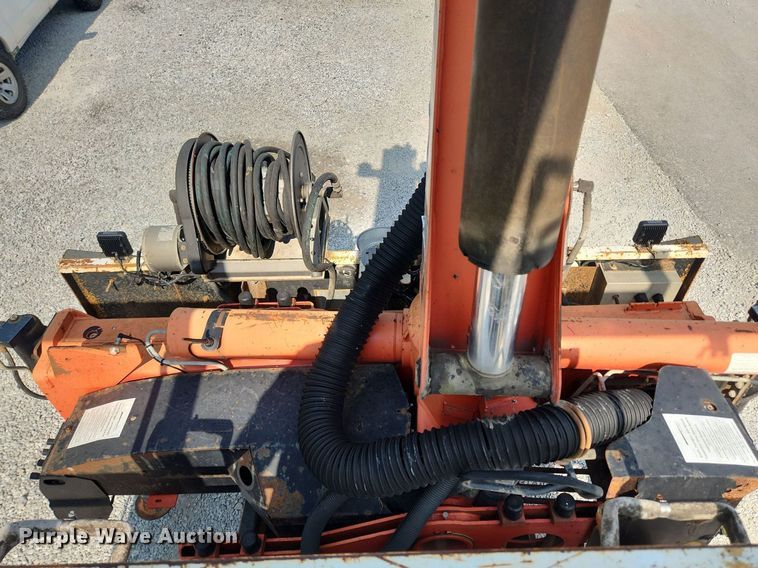 image for item OK9604 2007 Freightliner Business Class M2  crane truck