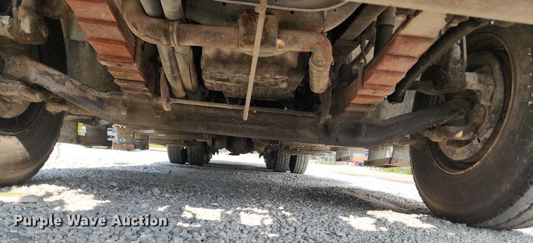 image for item OK9604 2007 Freightliner Business Class M2  crane truck