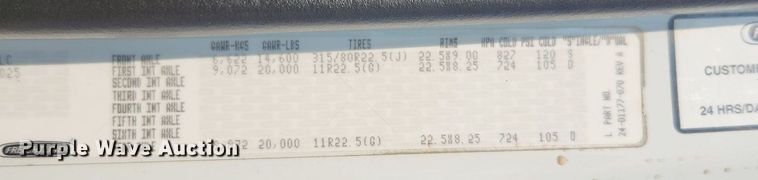 image for item OK9604 2007 Freightliner Business Class M2  crane truck