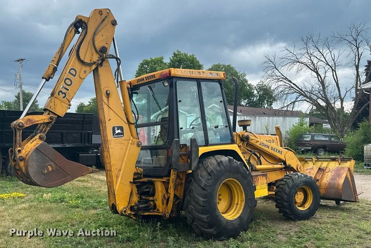 image for item ZA0320 1991 John Deere 310D  backhoe