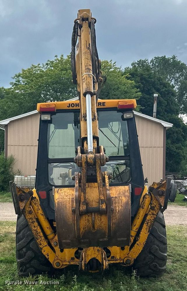 image for item ZA0320 1991 John Deere 310D  backhoe