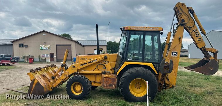 image for item ZA0320 1991 John Deere 310D  backhoe