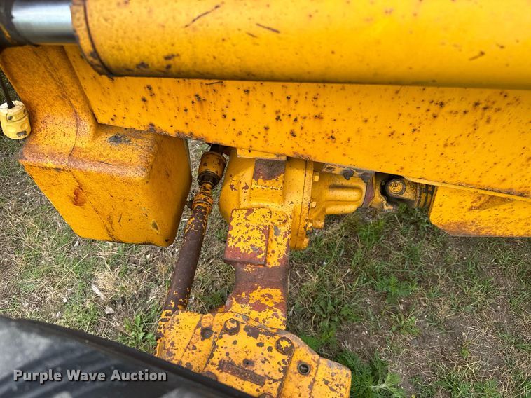 image for item ZA0320 1991 John Deere 310D  backhoe