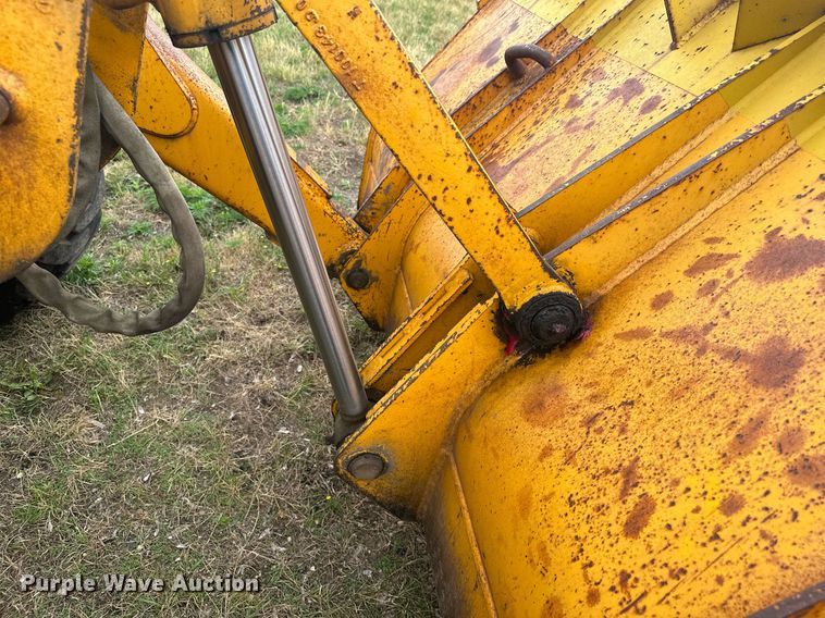 image for item ZA0320 1991 John Deere 310D  backhoe