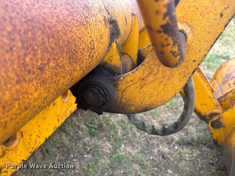 image for item ZA0320 1991 John Deere 310D  backhoe