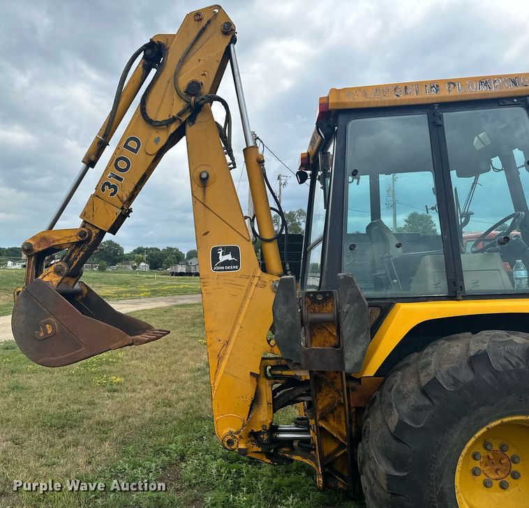 image for item ZA0320 1991 John Deere 310D  backhoe