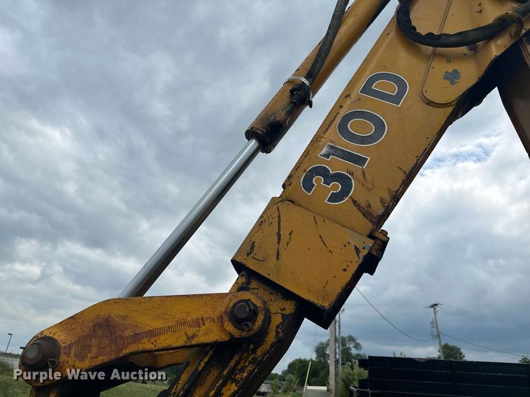 image for item ZA0320 1991 John Deere 310D  backhoe