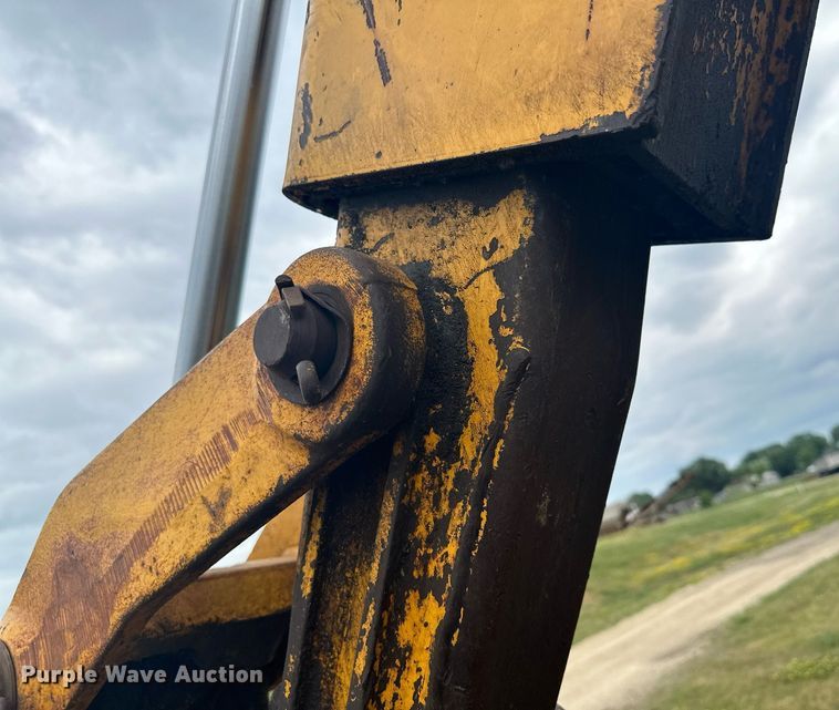 image for item ZA0320 1991 John Deere 310D  backhoe