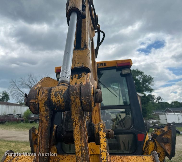 image for item ZA0320 1991 John Deere 310D  backhoe