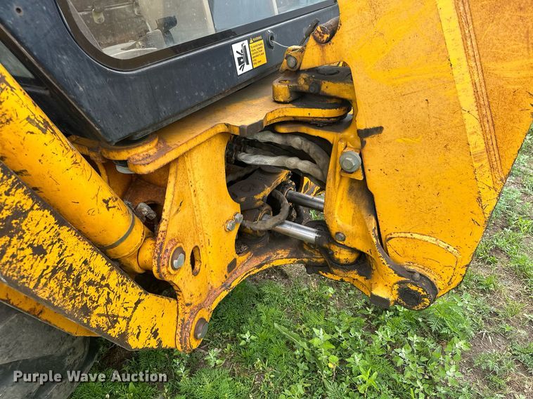 image for item ZA0320 1991 John Deere 310D  backhoe