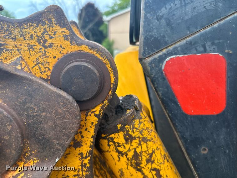 image for item ZA0320 1991 John Deere 310D  backhoe