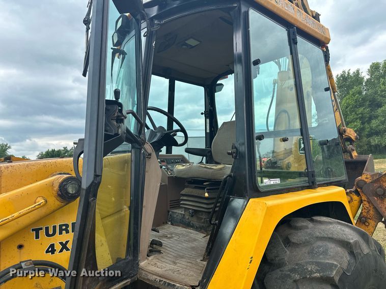 image for item ZA0320 1991 John Deere 310D  backhoe