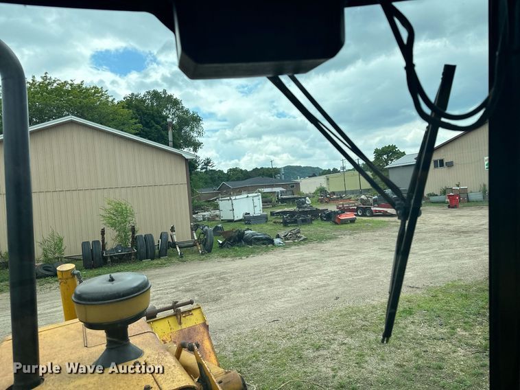 image for item ZA0320 1991 John Deere 310D  backhoe