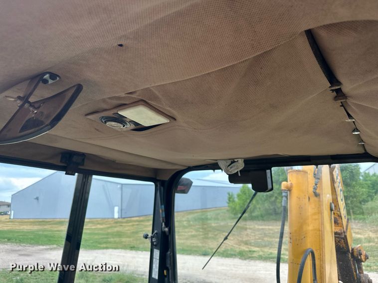 image for item ZA0320 1991 John Deere 310D  backhoe