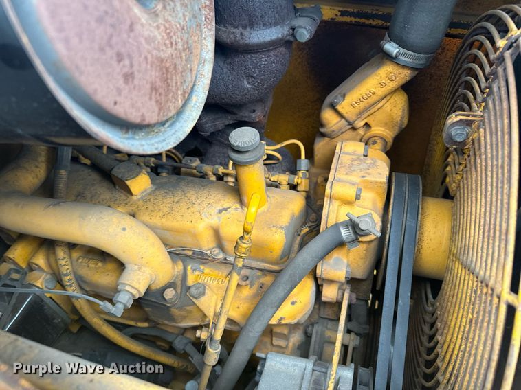 image for item ZA0320 1991 John Deere 310D  backhoe