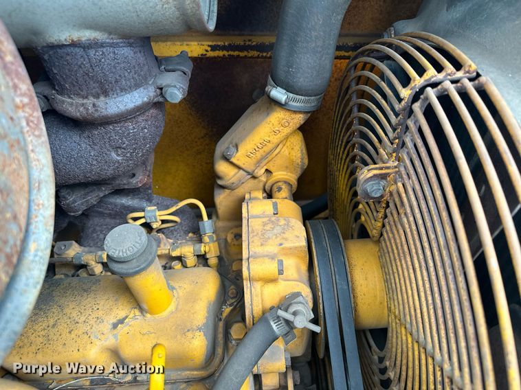 image for item ZA0320 1991 John Deere 310D  backhoe