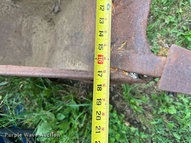 image for item ZA0320 1991 John Deere 310D  backhoe