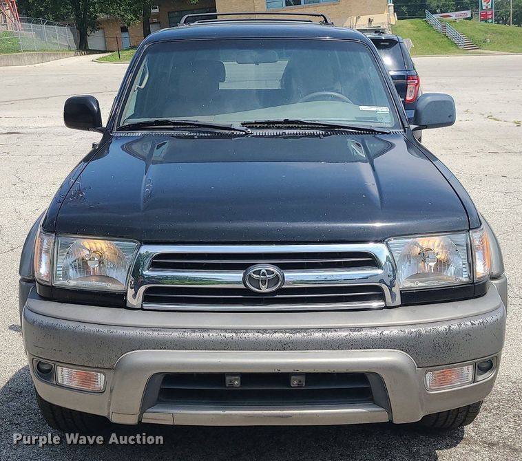 image for item BR9811 2000 Toyota 4Runner Limited  SUV