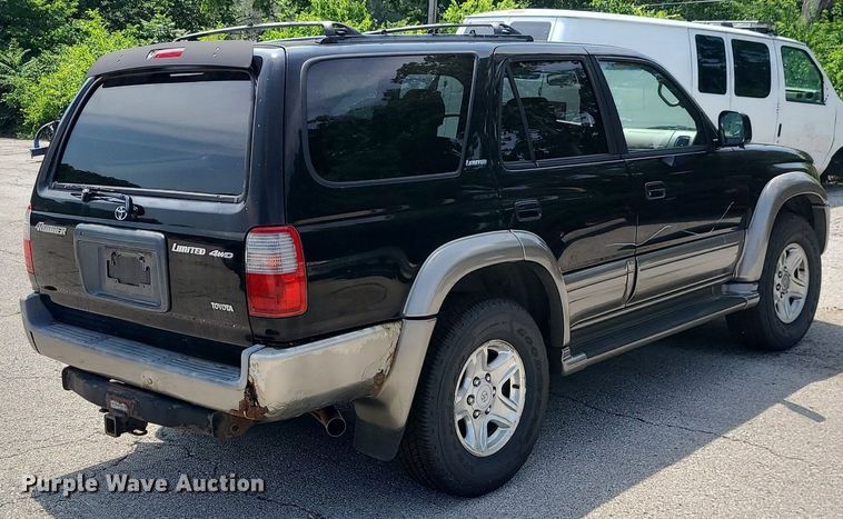 image for item BR9811 2000 Toyota 4Runner Limited  SUV