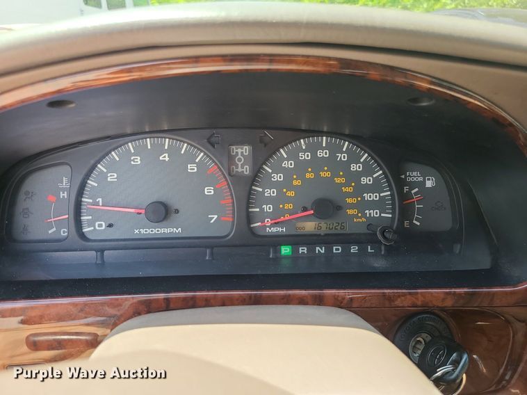 image for item BR9811 2000 Toyota 4Runner Limited  SUV