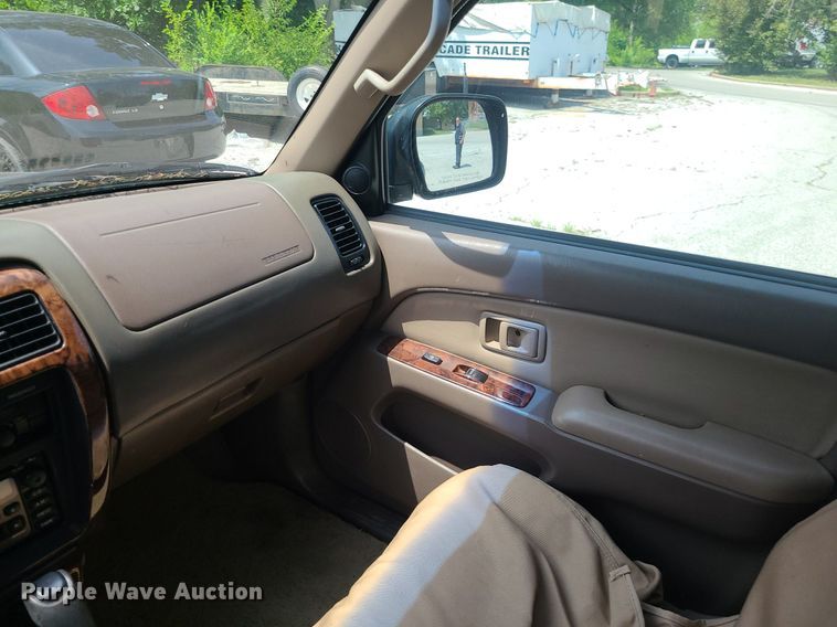 image for item BR9811 2000 Toyota 4Runner Limited  SUV