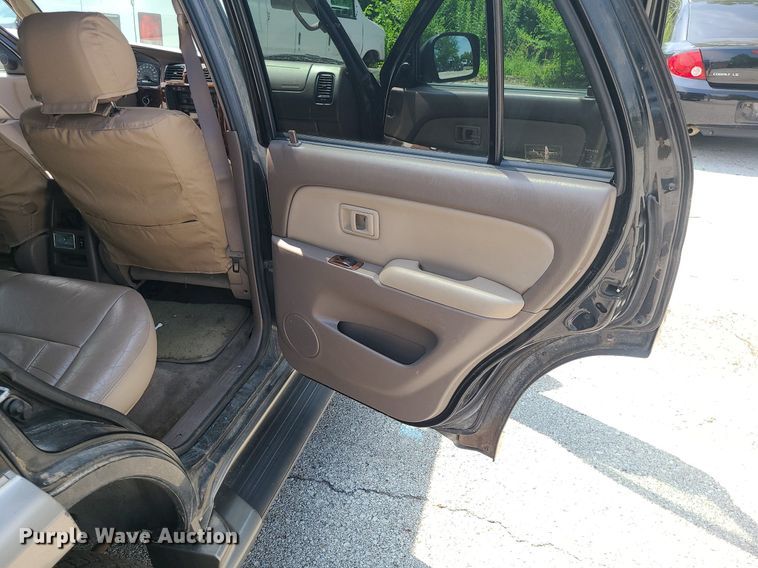 image for item BR9811 2000 Toyota 4Runner Limited  SUV