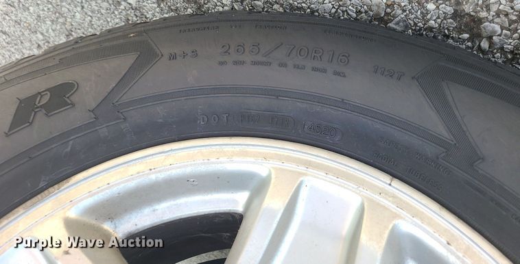 image for item BR9811 2000 Toyota 4Runner Limited  SUV