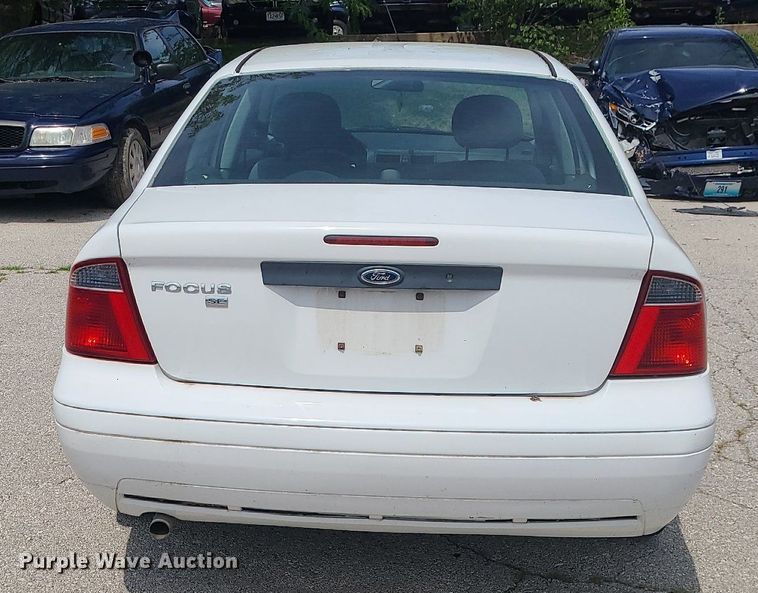 image for item BR9812 2007 Ford Focus SE