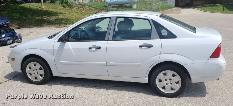 image for item BR9812 2007 Ford Focus SE