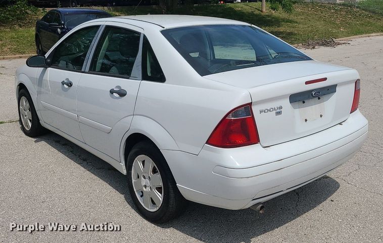 image for item BR9812 2007 Ford Focus SE