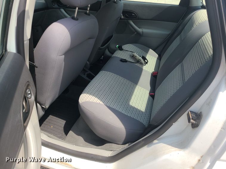 image for item BR9812 2007 Ford Focus SE