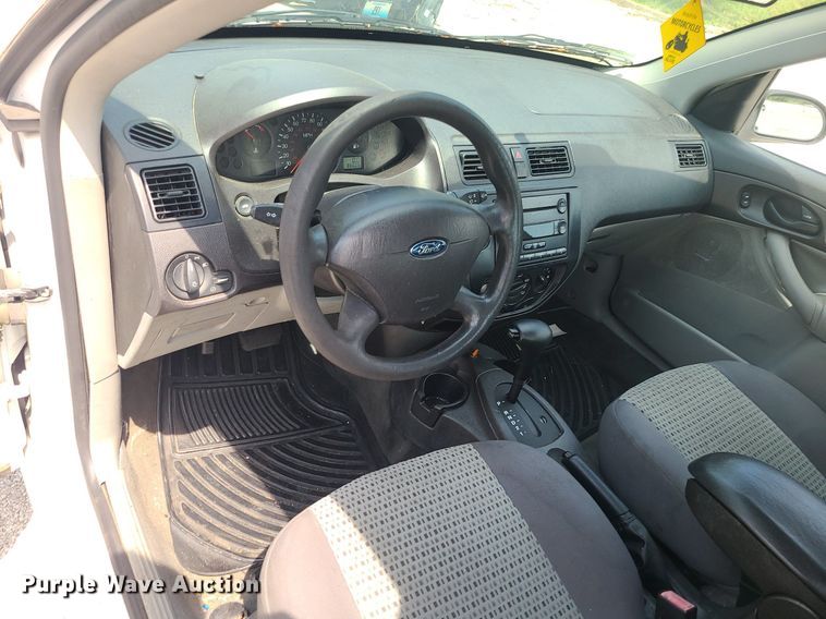 image for item BR9812 2007 Ford Focus SE