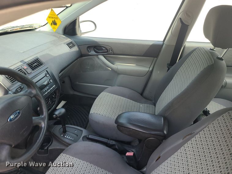 image for item BR9812 2007 Ford Focus SE