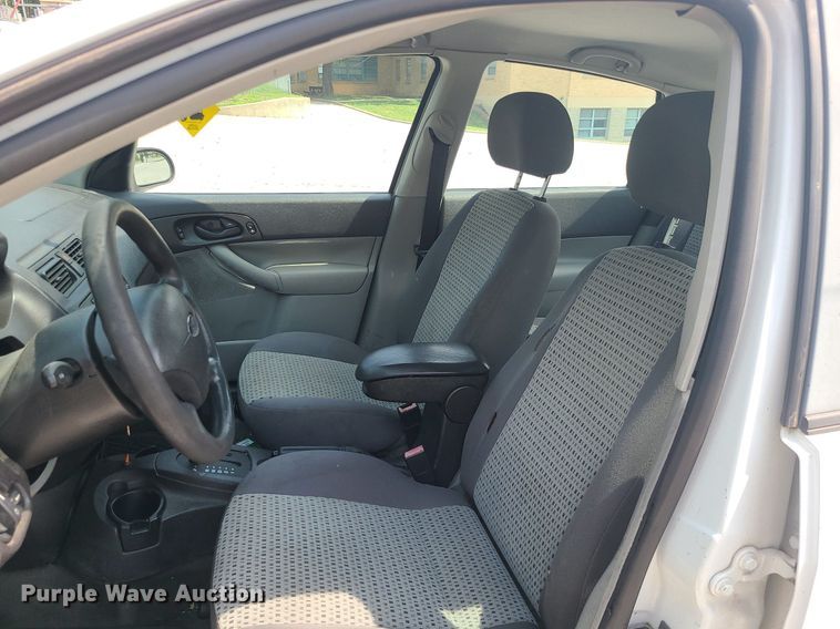 image for item BR9812 2007 Ford Focus SE