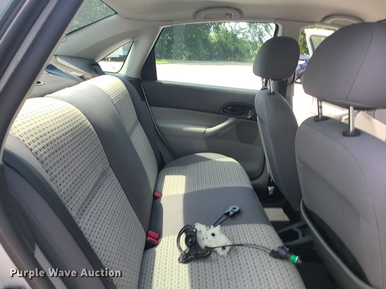 image for item BR9812 2007 Ford Focus SE