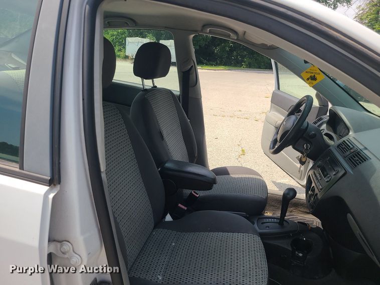 image for item BR9812 2007 Ford Focus SE