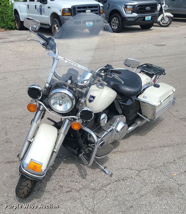image for item BR9814 2012 Harley Davidson Road King Police  motorcycle