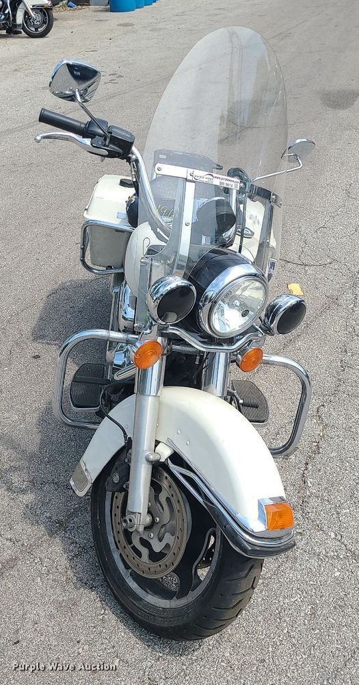 image for item BR9814 2012 Harley Davidson Road King Police  motorcycle