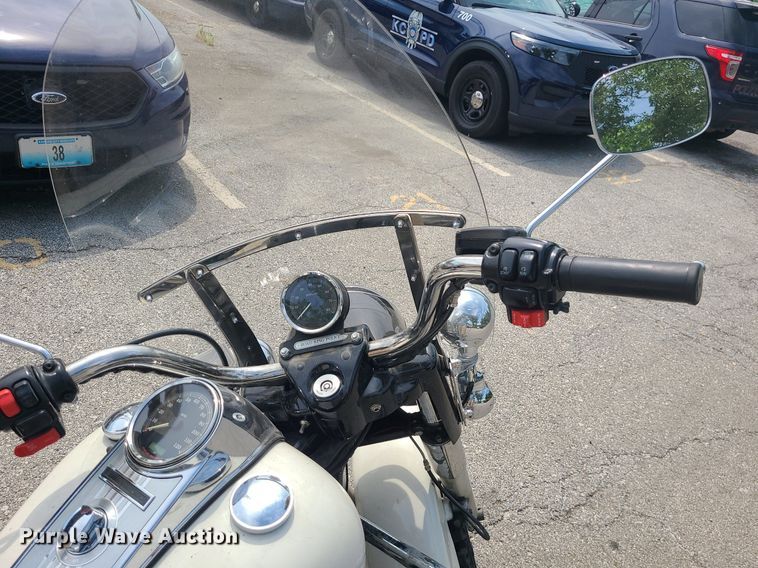 image for item BR9814 2012 Harley Davidson Road King Police  motorcycle