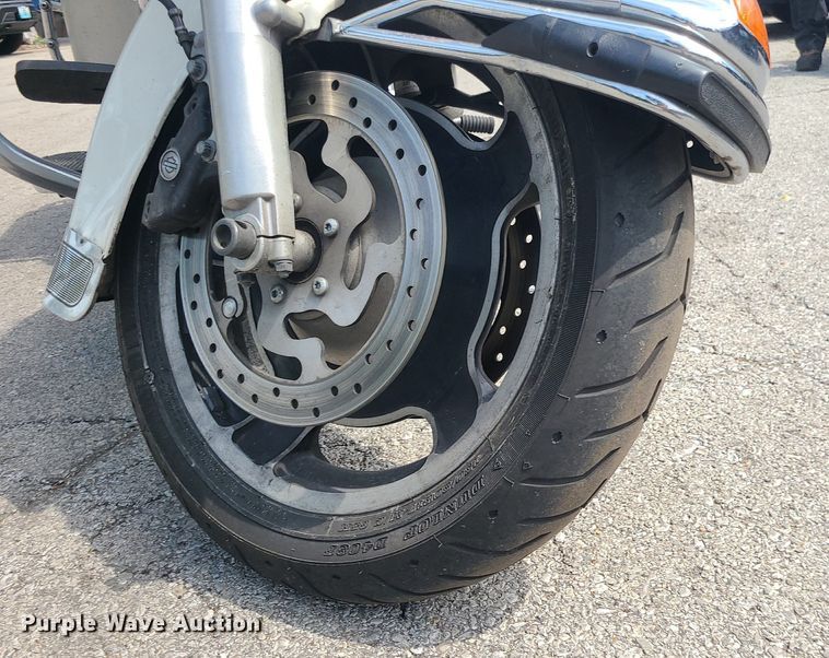 image for item BR9814 2012 Harley Davidson Road King Police  motorcycle