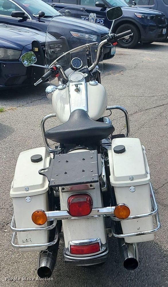 image for item BR9815 2012 Harley Davidson Road King Police  motorcycle