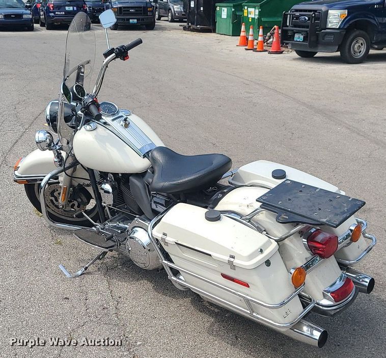 image for item BR9815 2012 Harley Davidson Road King Police  motorcycle