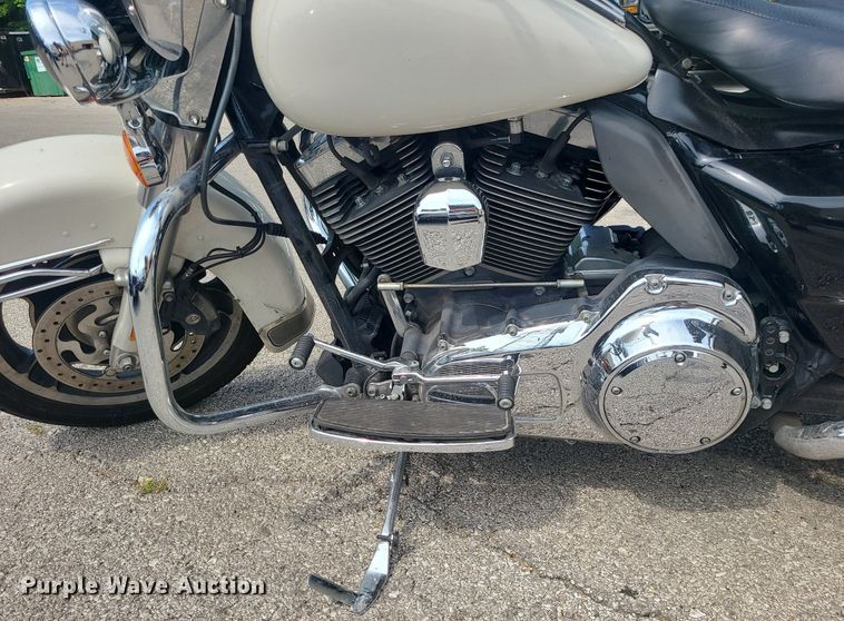 image for item BR9815 2012 Harley Davidson Road King Police  motorcycle