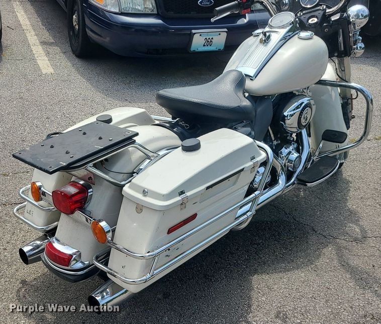 image for item BR9815 2012 Harley Davidson Road King Police  motorcycle