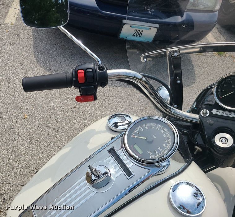 image for item BR9815 2012 Harley Davidson Road King Police  motorcycle