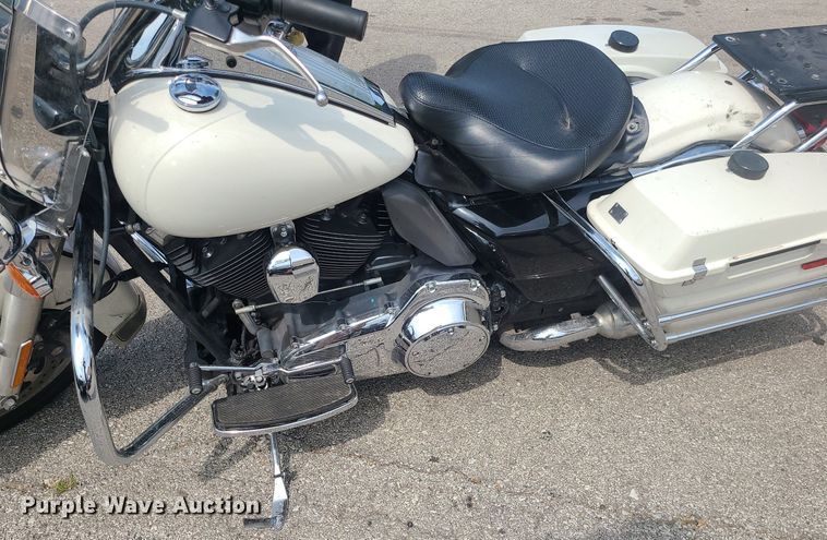 image for item BR9815 2012 Harley Davidson Road King Police  motorcycle