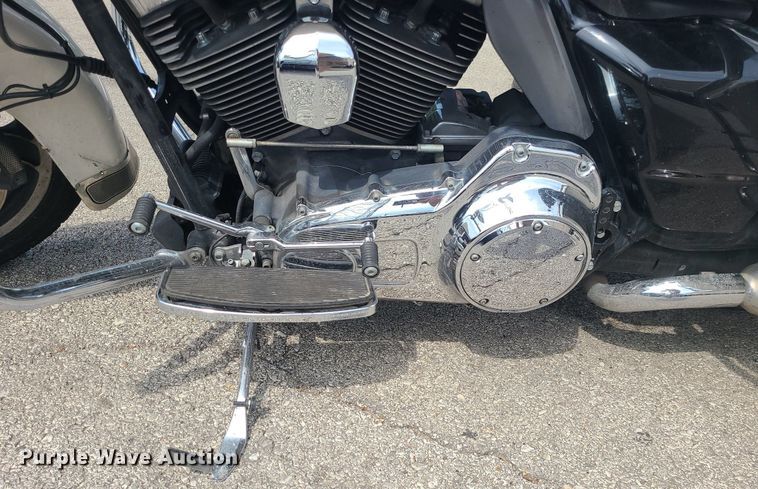 image for item BR9815 2012 Harley Davidson Road King Police  motorcycle