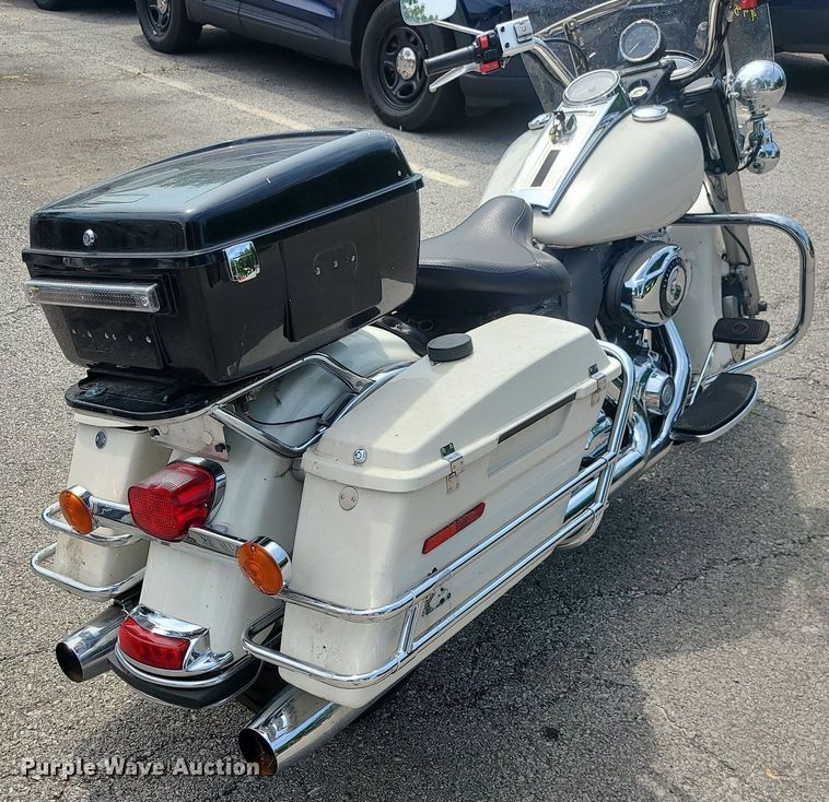 image for item BR9816 2012 Harley Davidson Road King Police  motorcycle